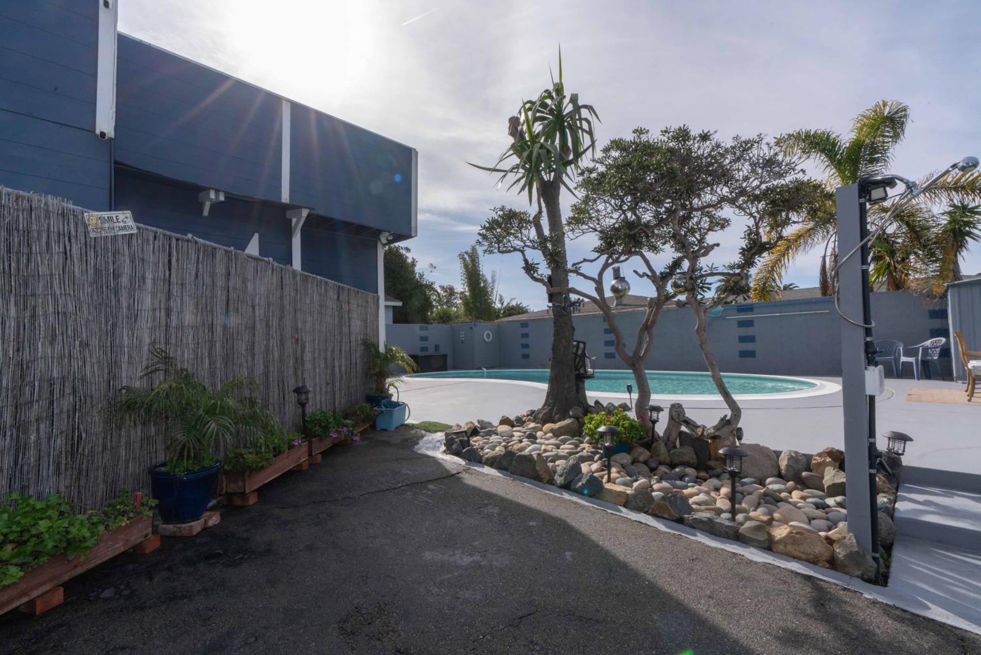 * - The Leucadia Beach Grotto - * An Encinitas Gem 外观 照片
